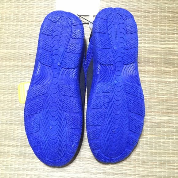 Speedo Junior Water Shoes - Size L (4-5) - Picture 8 of 11
